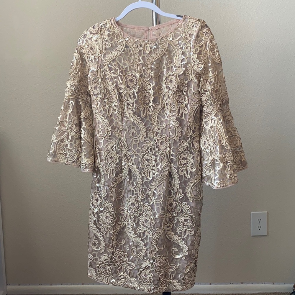 Aidan Mattox Size 6 Gold Lace/Sequin Dress